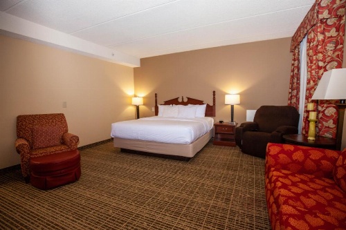 Baymont by Wyndham Knoxville/Cedar Bluff image 14