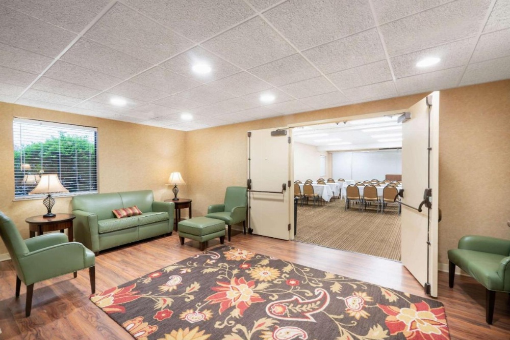 Baymont by Wyndham Knoxville/Cedar Bluff Image 20