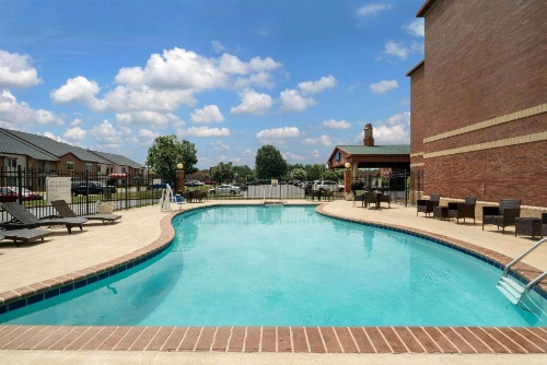 Baymont by Wyndham Knoxville/Cedar Bluff image 30